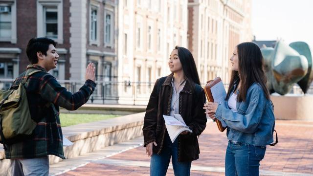Kehidupan Mahasiswa Indonesia Dalam Menghadapi Realitas Dunia Digital Dan Media Sosial