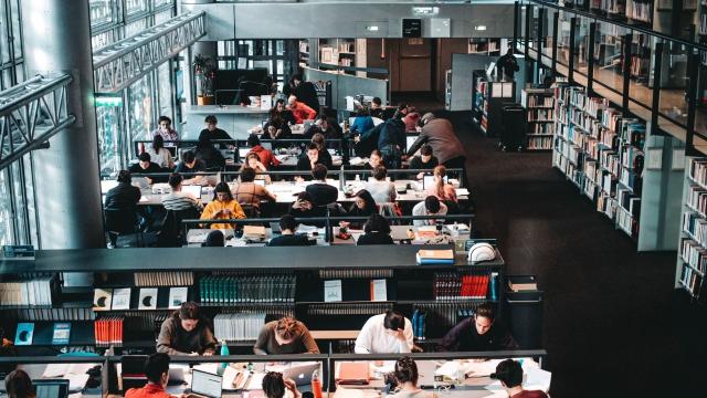 Gambar Artikel Mahasiswa Dan Kewirausahaan: Membangun Jiwa Mandiri Sejak Kuliah