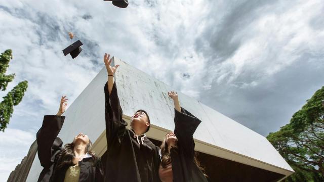 Gambar Artikel Mahasiswa Indonesia Dan Peran Teknologi Digital Dalam Pembelajaran Perguruan Tinggi