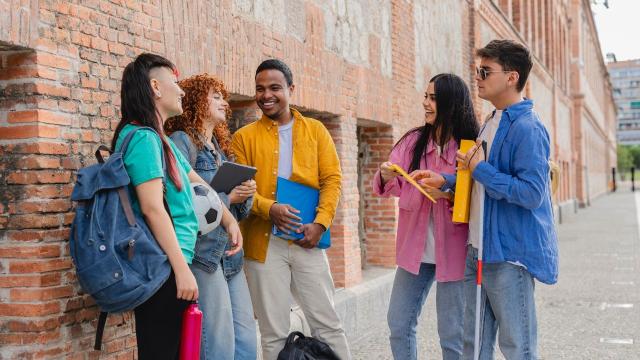 Gambar Artikel Kehidupan Mahasiswa Di Indonesia Dalam Membangun Sikap Kritis Dan Sosial