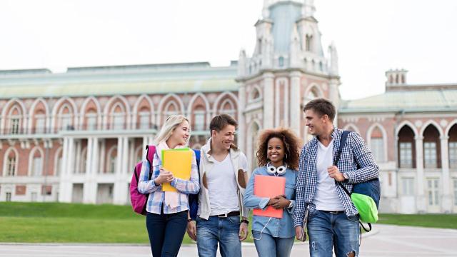 Gambar Artikel Kehidupan Mahasiswa Di Indonesia Sebagai Proses Pendewasaan Diri