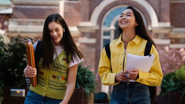 Kehidupan Mahasiswa Di Indonesia Dalam Membangun Kesadaran Diri Dan Tujuan Hidup