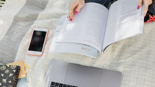 Kehidupan Mahasiswa Di Indonesia Dalam Menghadapi Perubahan Dan Tantangan Zaman