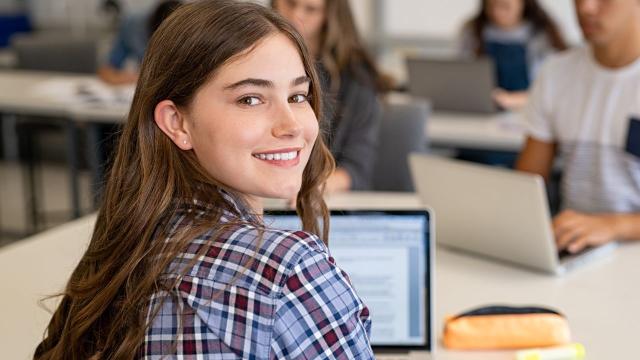 Peran Pergaulan Dan Dukungan Sosial Dalam Kesehatan Mahasiswa Indonesia