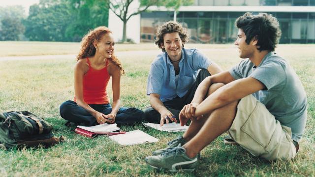 Gambar Artikel Dinamika Kehidupan Akademik Mahasiswa Indonesia Dan Tantangan Yang Dihadapi