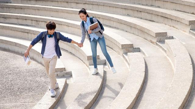 Gambar Artikel Mahasiswa Indonesia Dan Peran Pergaulan Dalam Pembentukan Identitas Diri