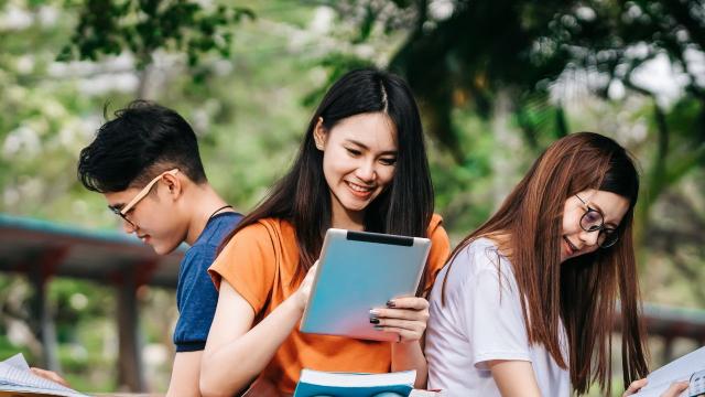 Gambar Artikel Mahasiswa Indonesia Dalam Pola Studi, Lingkungan Kos, Dan Aktivitas Kampus
