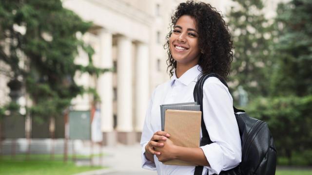 Gambar Artikel Mahasiswa Indonesia Dalam Dinamika Akademik Dan Lingkungan Perkotaan