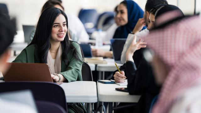 Gambar Artikel Menjadi Mahasiswa Kreatif Di Era Digital: Antara Produktivitas Dan Keseimbangan Hidup