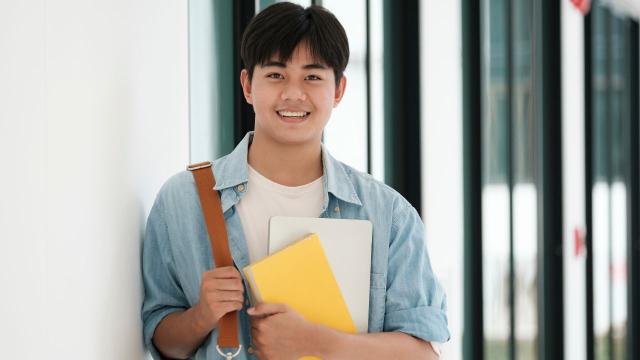 Gambar Artikel Mahasiswa Rantau: Adaptasi, Identitas, Dan Kehidupan Di Kota Besar