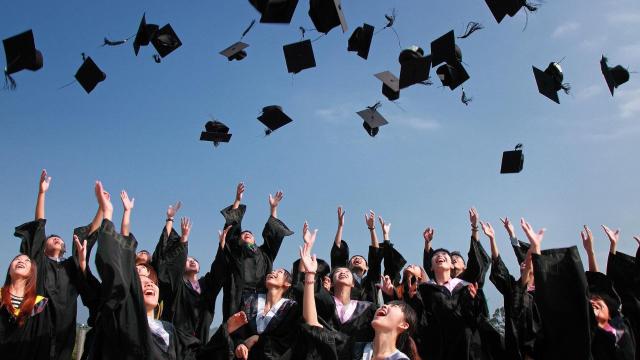 Mahasiswa Dan Kesehatan Mental: Strategi Resiliensi Di Tengah Tekanan”