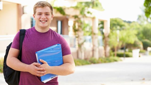 Mahasiswa Dan Ekonomi Kreatif: Mengoptimalkan Potensi Di Era Digital