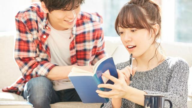 Gambar Artikel Mahasiswa Dan Relasi Keluarga: Antara Dukungan, Tekanan, Dan Jarak Emosional