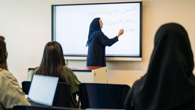 Gambar Artikel Belajar Hidup Di Kampus: Dinamika Mahasiswa Dalam Menata Masa Depan