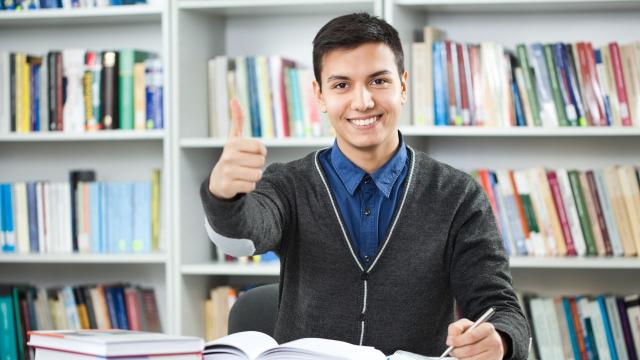 Mahasiswa Dan Adaptasi Budaya Kampus Bagi Mahasiswa Baru