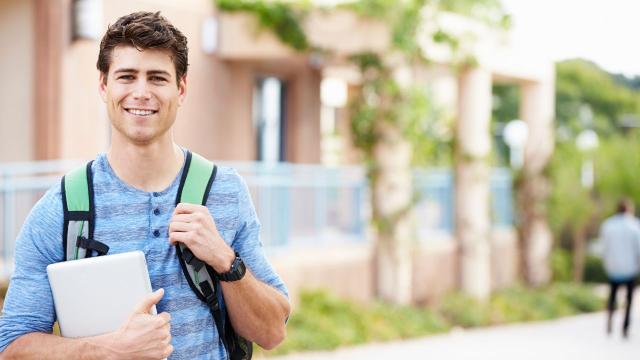 Mahasiswa Dan Peran Organisasi Kemahasiswaan Dalam Pengembangan Diri