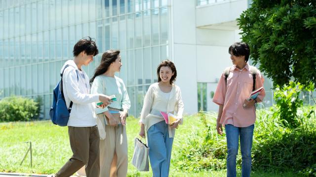 Gambar Artikel Peran Mahasiswa Dalam Mengembangkan Kegiatan Ekstrakurikuler Di Kampus