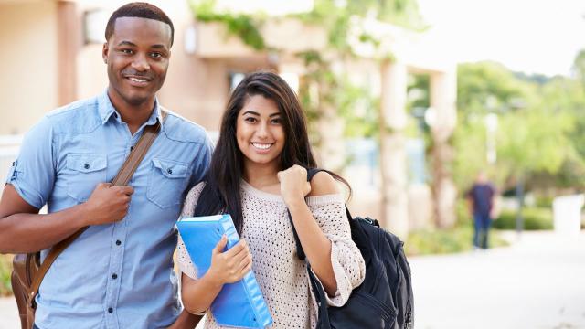 Tantangan Mahasiswa Indonesia Di Era Digital