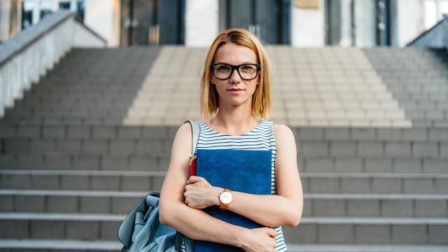 Gambar Artikel Mahasiswa Dan Peran Teknologi Dalam Mendukung Pembelajaran