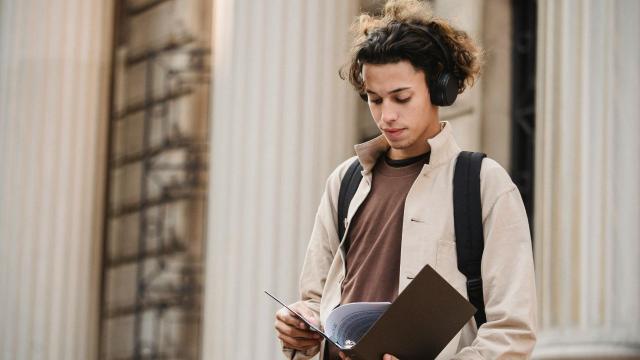 Mahasiswa Dan Pentingnya Menentukan Jurusan Sesuai Minat Dan Bakat