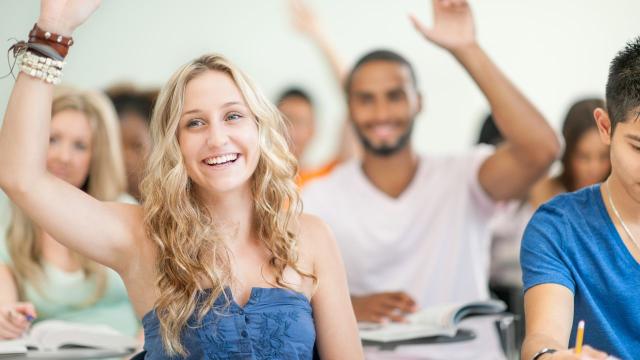 Gambar Artikel Mahasiswa Dan Pengaruh Gaya Hidup Terhadap Kehidupan Akademik