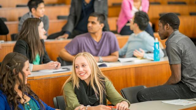 Mahasiswa Dan Peran Kampus Dalam Membangun Budaya Akademik Yang Sehat