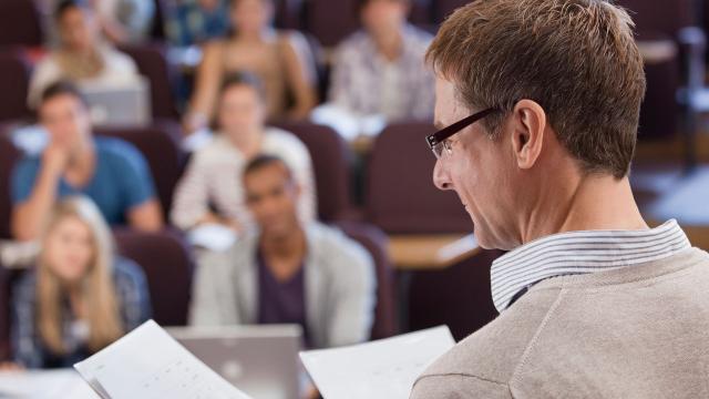 Gambar Artikel Mahasiswa Dan Tantangan Belajar Mandiri Di Perguruan Tinggi