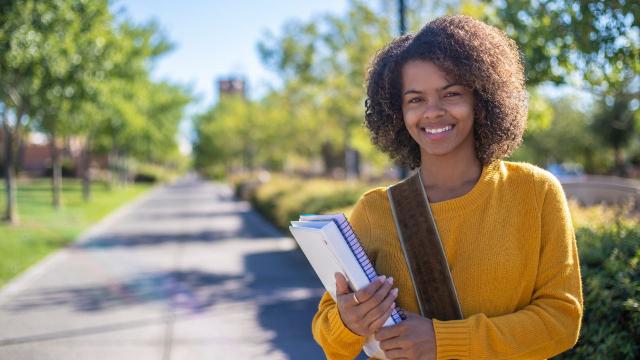 Gambar Artikel Pentingnya Hubungan Baik Antara Mahasiswa Dan Dosen