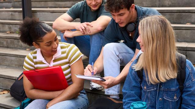 Mahasiswa Dan Penguatan Pembelajaran Kontekstual Dalam Pendidikan Tinggi