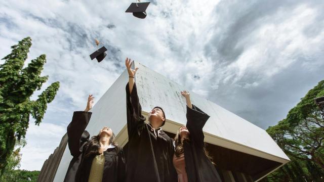 Gambar Artikel Mahasiswa Dan Pembentukan Identitas Diri Melalui Proses Pendidikan Tinggi