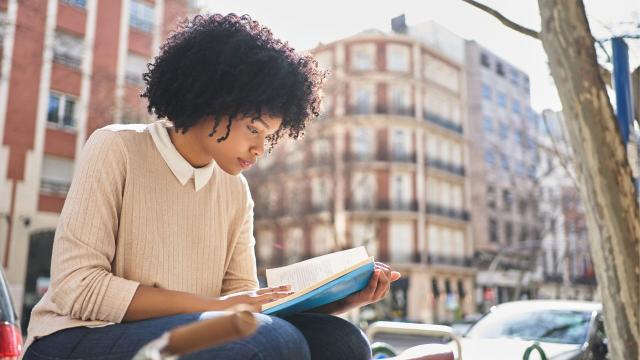Gambar Artikel Penguatan Budaya Literasi Akademik Mahasiswa Untuk Meningkatkan Kualitas Pendidikan Tinggi