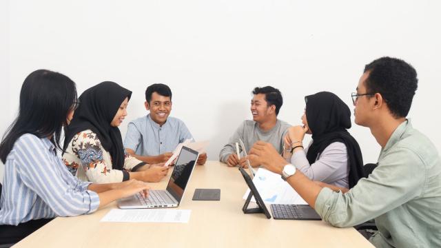 Gambar Artikel Mahasiswa Dan Inovasi Teknologi: Menciptakan Solusi Digital Untuk Masa Depan