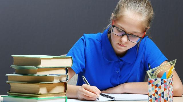 Gambar Artikel Mahasiswa Dan Budaya Literasi: Menumbuhkan Kebiasaan Membaca Dan Menulis