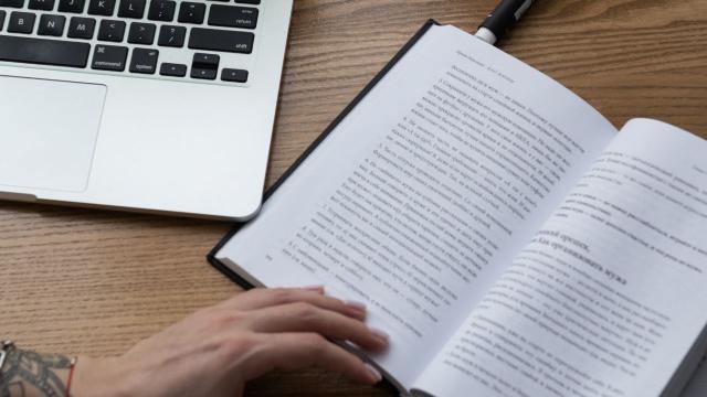 Mahasiswa Dan Tantangan Pendidikan Tinggi Di Universitas Indonesia