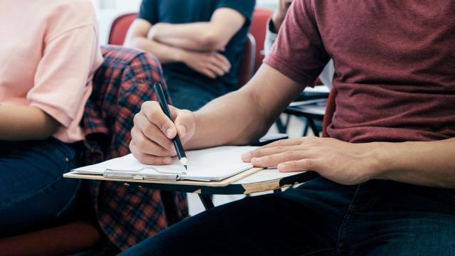 Gambar Artikel Mahasiswa Berwawasan Global: Peran Pendidikan, Inklusivitas, Dan Teknologi Dalam Era Modern