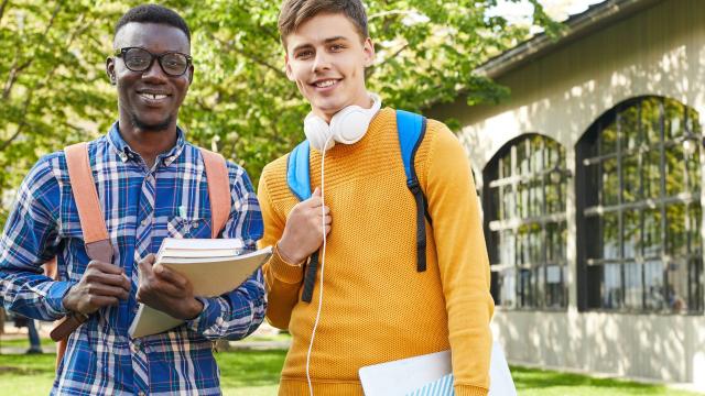 Gambar Artikel Mahasiswa Inovatif: Menciptakan Solusi Kreatif Untuk Tantangan Masa Kini