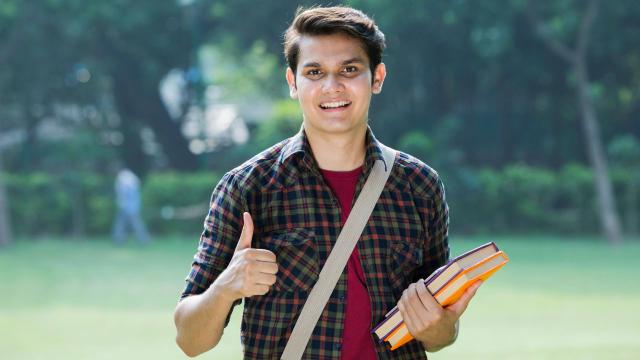 Gambar Artikel Mahasiswa Bermental Tangguh Sosial: Kuat Secara Pribadi Dan Aktif Dalam Kehidupan Kampus