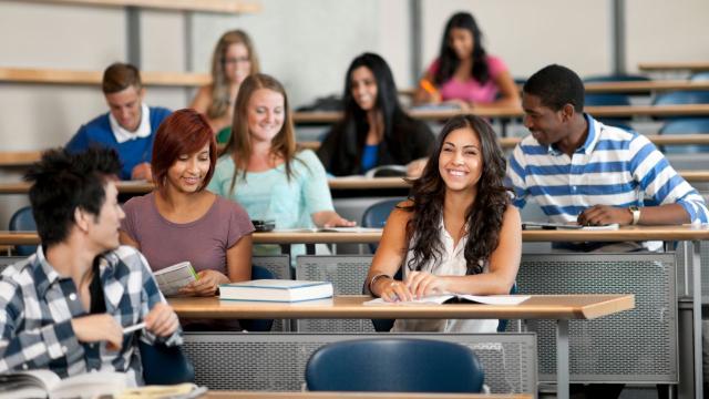 Gambar Artikel Mahasiswa Visioner: Menyeimbangkan Studi, Aktivitas, Dan Kesehatan Di Universitas Indonesia