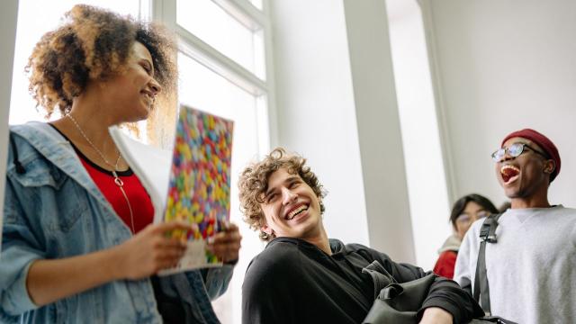 Gambar Artikel Mahasiswa Modern: Menjaga Keseimbangan Antara Akademik Dan Kehidupan Kampus