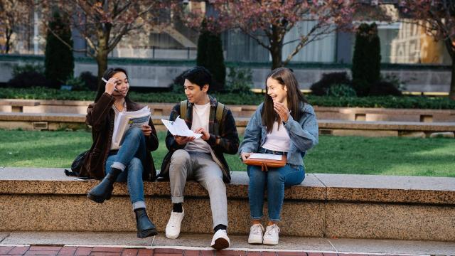 Gambar Artikel Menjadi Mahasiswa Mandiri Dan Siap Menghadapi Masa Depan