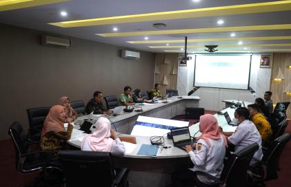 Gambar Artikel Perkuat Komitmen Keterbukaan Dokumentasi dan Informasi Hukum, JDIH UNNES Ikuti Monev Pengelolaan JDIH