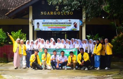 Gambar Artikel Tim KKN UNNES Dorong Kreativitas Siswa dan Pemuda Nglegok Lewat Lomba Konten Bernilai Pancasila